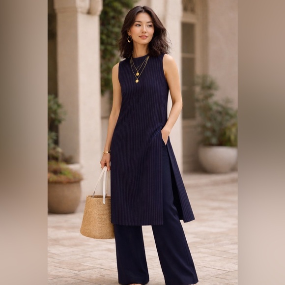 Forever 21 Tops - Forever 21 Navy Blue PinstripeTunic